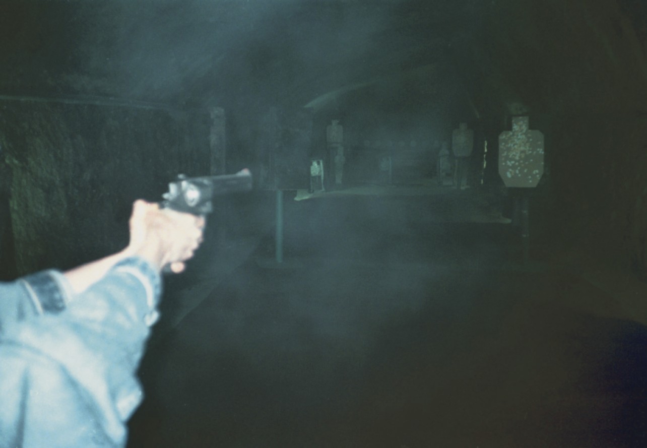 Zielen, Schie&szlig;en mit dem Revolver.