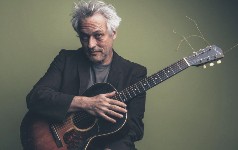 _versions/2025/marc_ribot_photo_by_sandlin_gaither_small.jpg